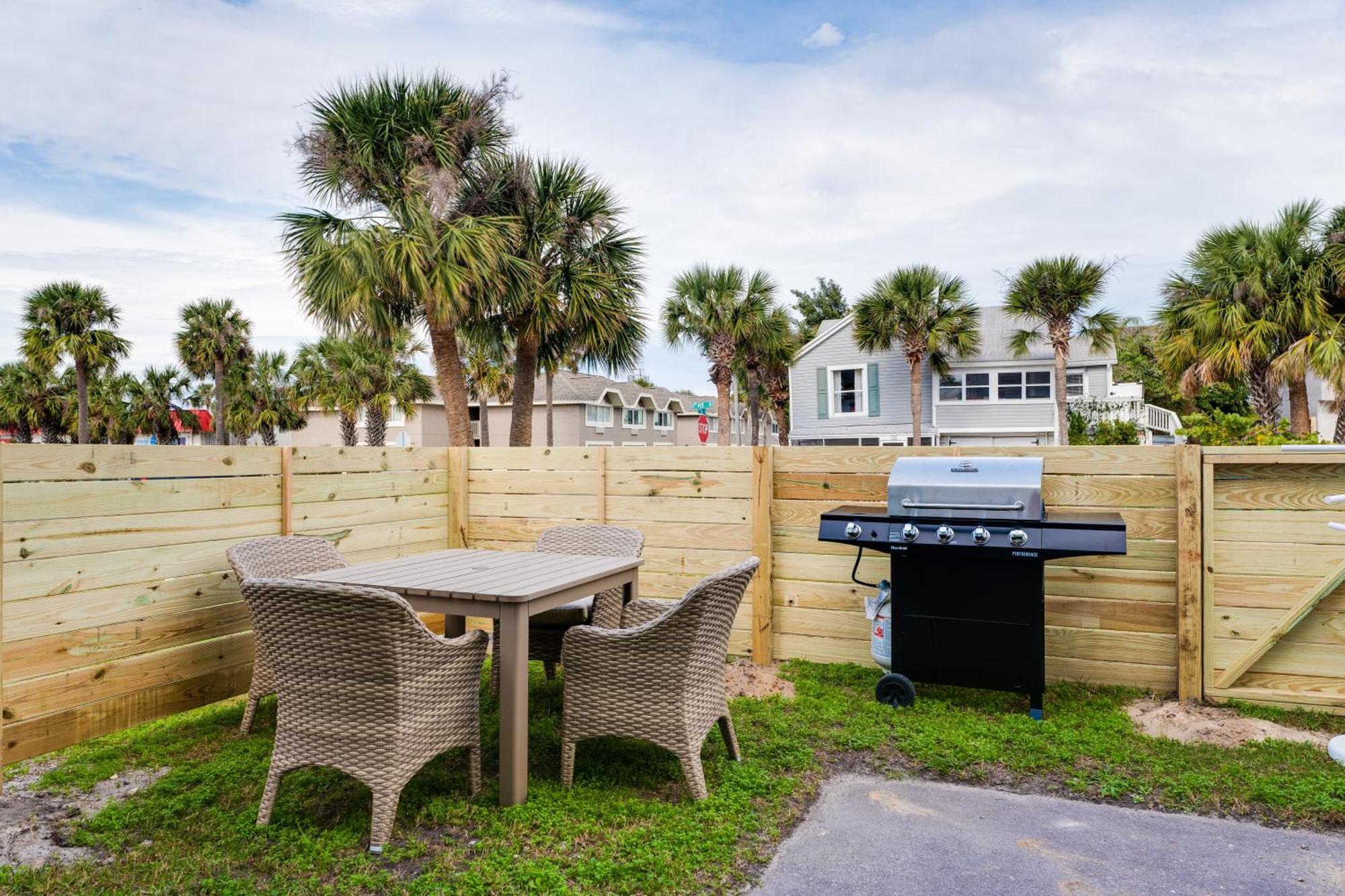 Be A Nomad Lovely 2Br 1Blk From The Ocean Jacksonville Beach Exterior photo